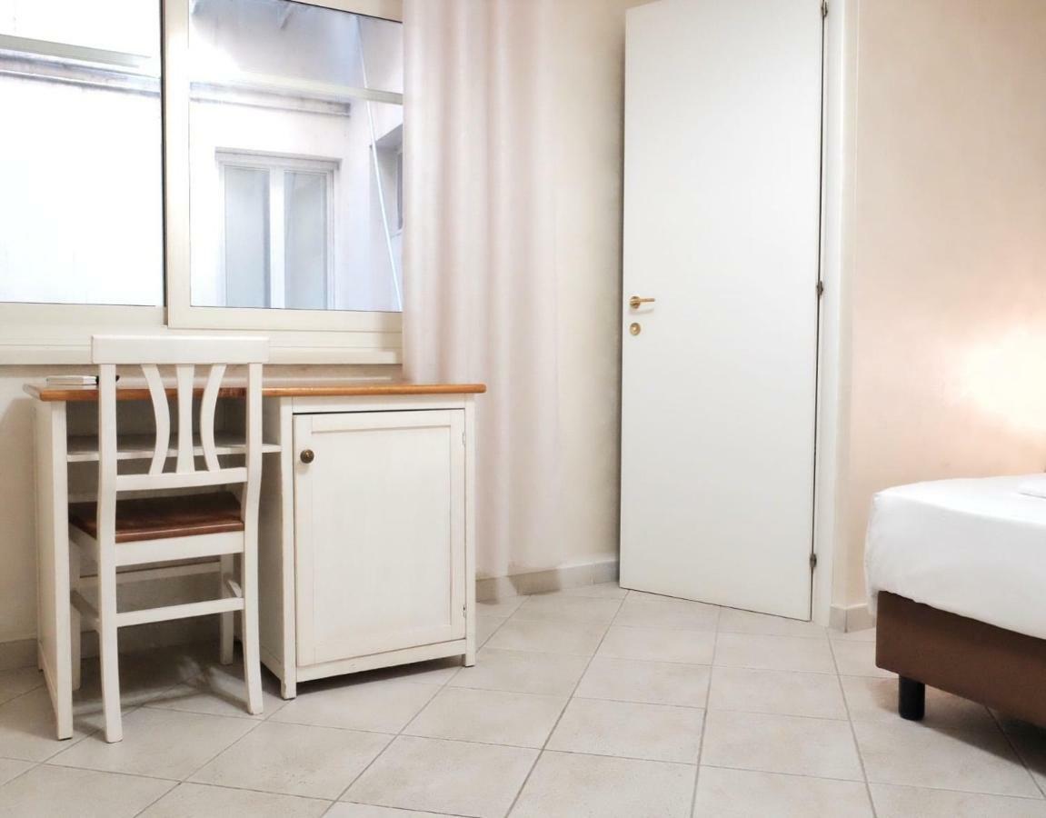 Family Room,970956625:JPEG