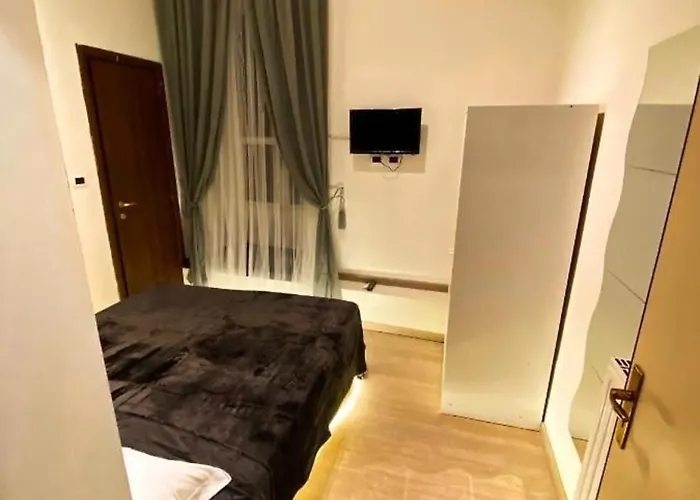 Hotel Cialdini 13 Roma